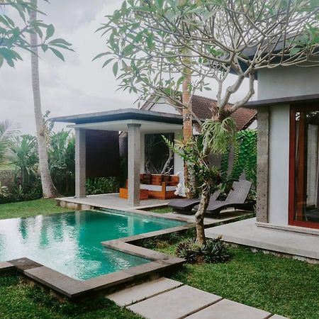 Anggira Villa Ubud Exterior photo