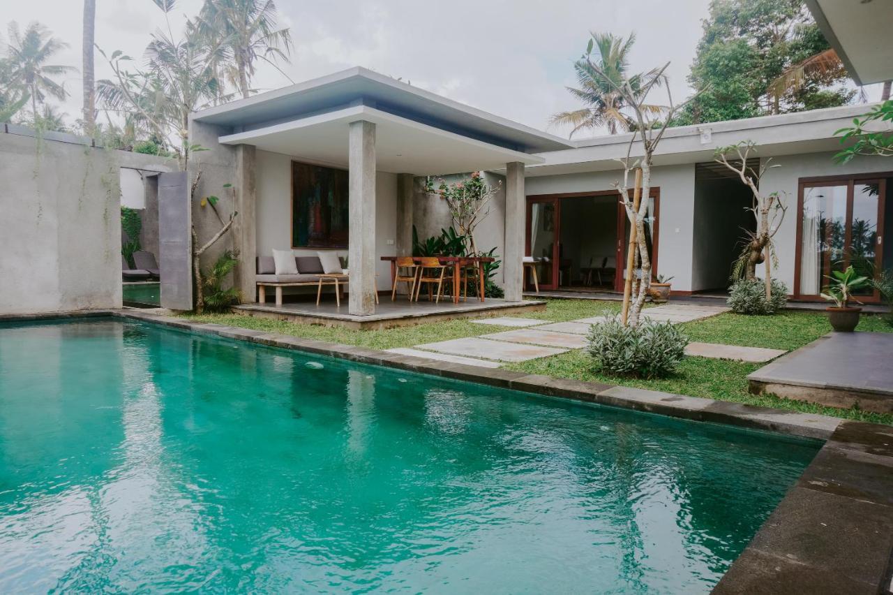 Anggira Villa Ubud Exterior photo